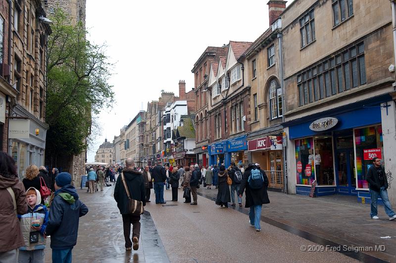 20090412_123819_D3.jpg - Cornmarket Street, Oxford