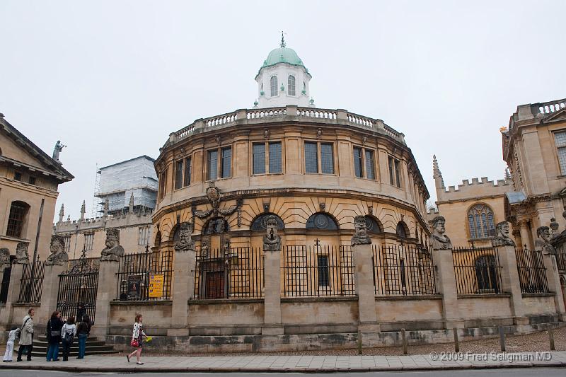 20090412_125609_D3.jpg - Sheldonian  Theatre, Oxford