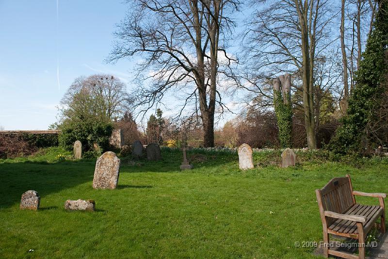 20090413_113907_D3.jpg - Graveyard, Buckland