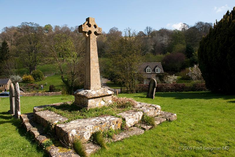 20090413_113919_D3.jpg - Graveyard, Buckland