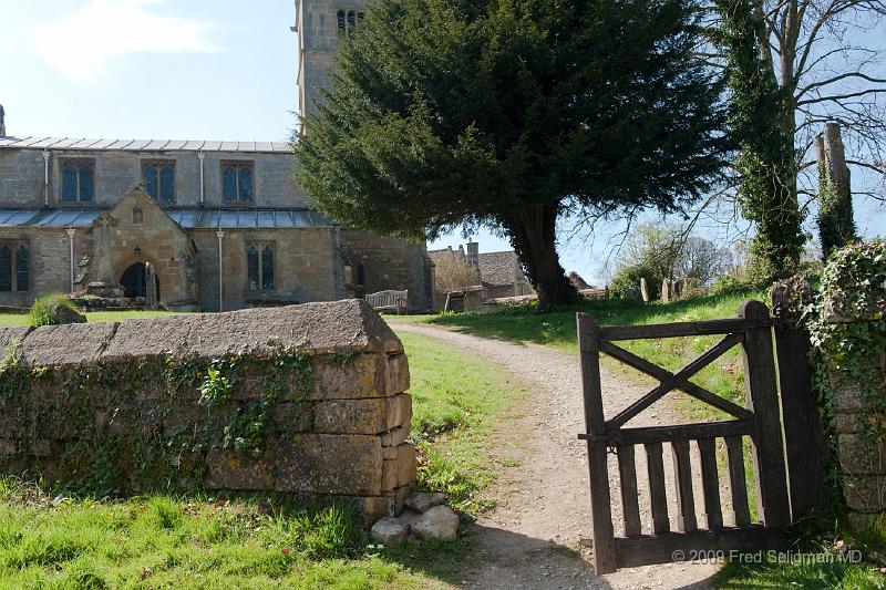 20090413_114907_D3.jpg - Grave yard & Church, Buckland