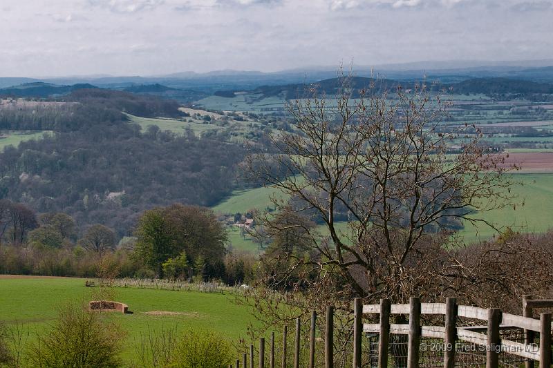 20090413_140103_D300.jpg - Scenic view, Broadway Towers Country Park