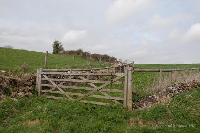 20090414_110343_D3.jpg - Farm near Naunton