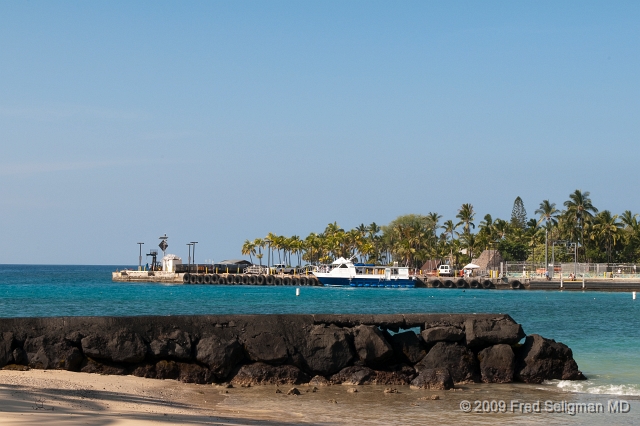 20091102_094549D300.jpg - Kona views from Hulihe'e Palace, Kona, Hawaii