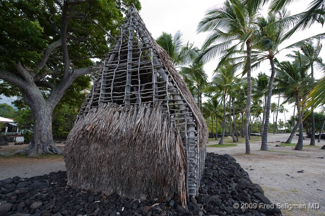 20091102_151052D3f.jpg - PuÊ»uhonua O HÅnaunau National HistoricalÂ Park