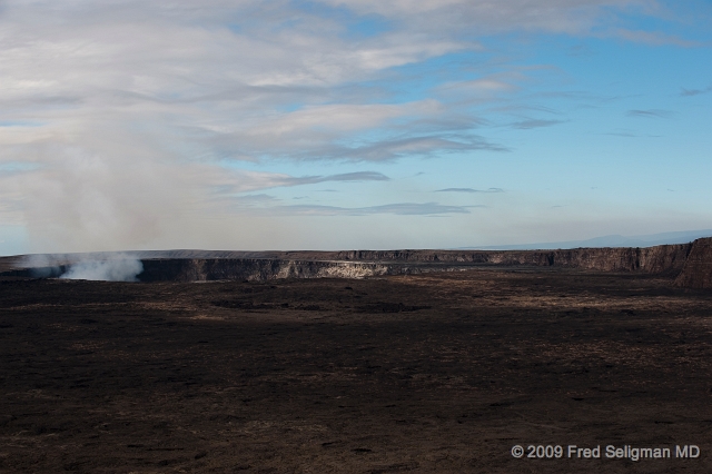 20091103_085709D3.jpg - Steam from Kilauea Caldera, Volcano National Park, Hawaii
